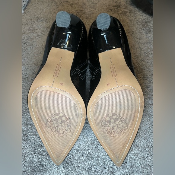Vince Camuto Black Dress Bootie, Size 9 EUC - Picture 6 of 8